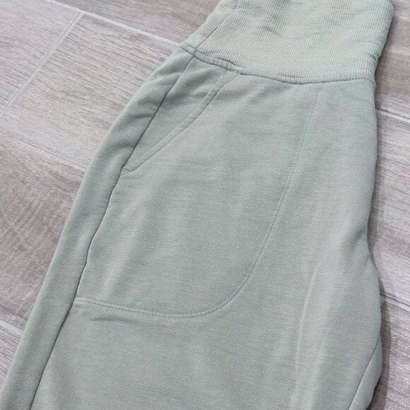 Athleta Coaster Luxe High Rise Ultra-Soft Jogger Pants in Light Sage Green Sz XS - Picture 16 of 16